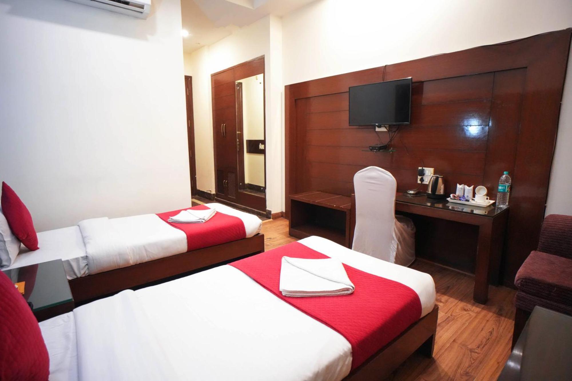 Hotel Haris Mg Road Gurugram Gurgaon Exterior foto